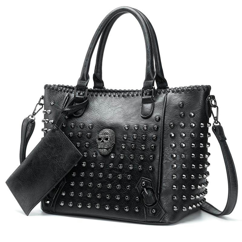The-Rivet-Skull-Bag-vintage-Leather-Tote-Bag-punk-style-purse-for-women-with-rivets-and-3d-skull-diamonds-black-leather-handbag-(4)