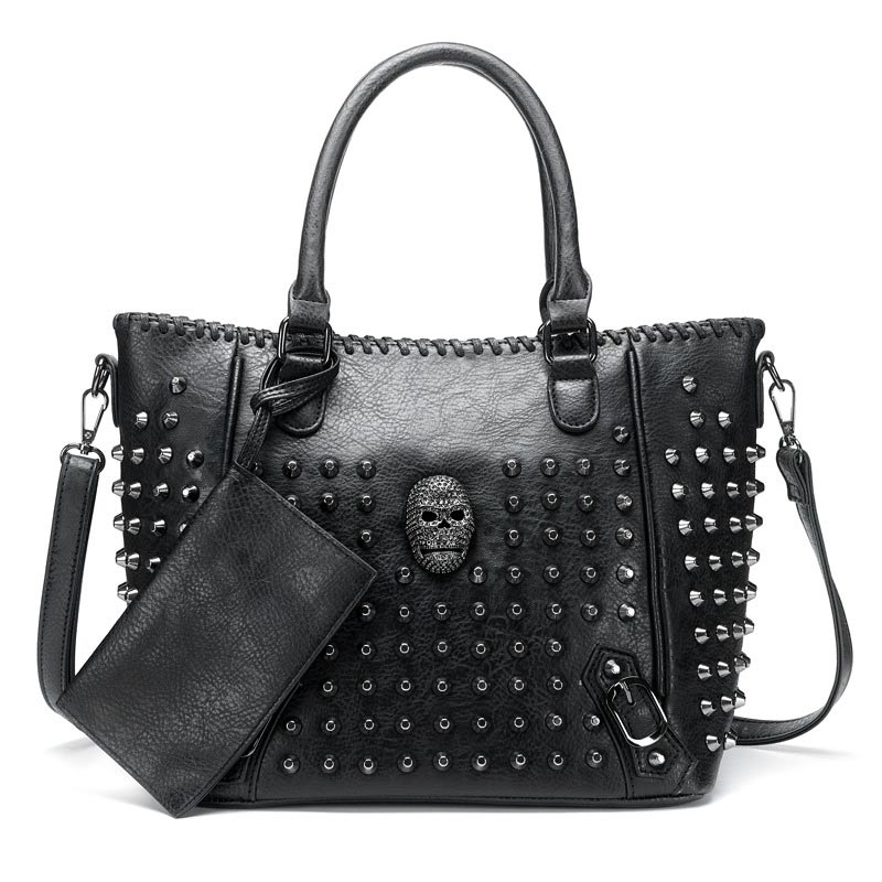 The-Rivet-Skull-Bag-vintage-Leather-Tote-Bag-punk-style-purse-for-women-with-rivets-and-3d-skull-diamonds-black-leather-handbag-(5)
