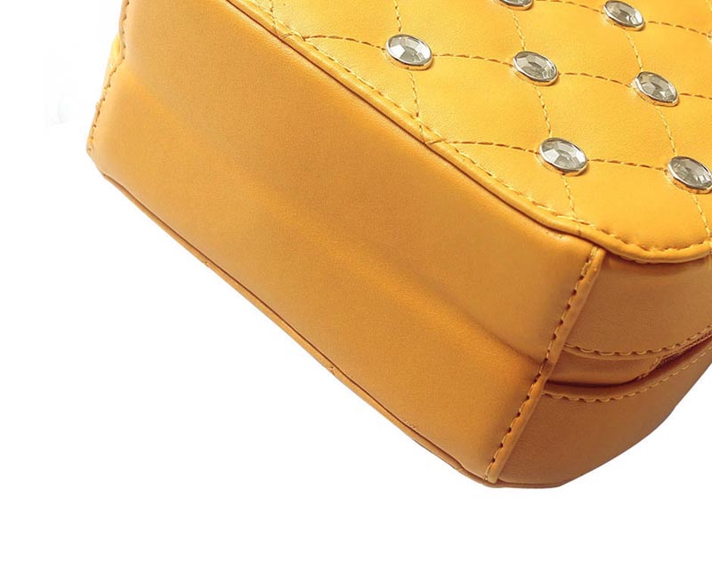 The Pineapple Bag - Clutch Bag - Beautiful Mini Pineapple Women Messenger Bag with Chain & Diamonds -Shoulder Bag - Crossbody Bags for women-white-yellow (4)