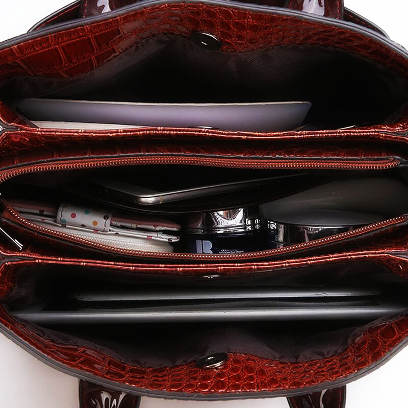 leather bag with zipper