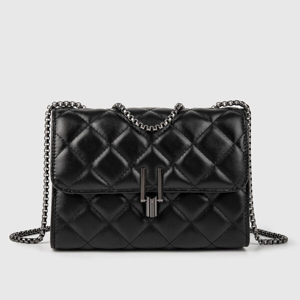 Quilted-Leather-Bag-with Chain-Strap-Zipper-Compartments-beautiful-leather-quilted-purse-with-chain-for-women-(1)
